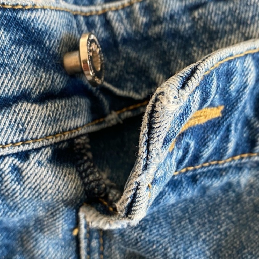 Zara TRF Denim‎ Mini Skirt Raw Hem Frayed Light Wash Zip Detail Size S - Picture 4 of 6